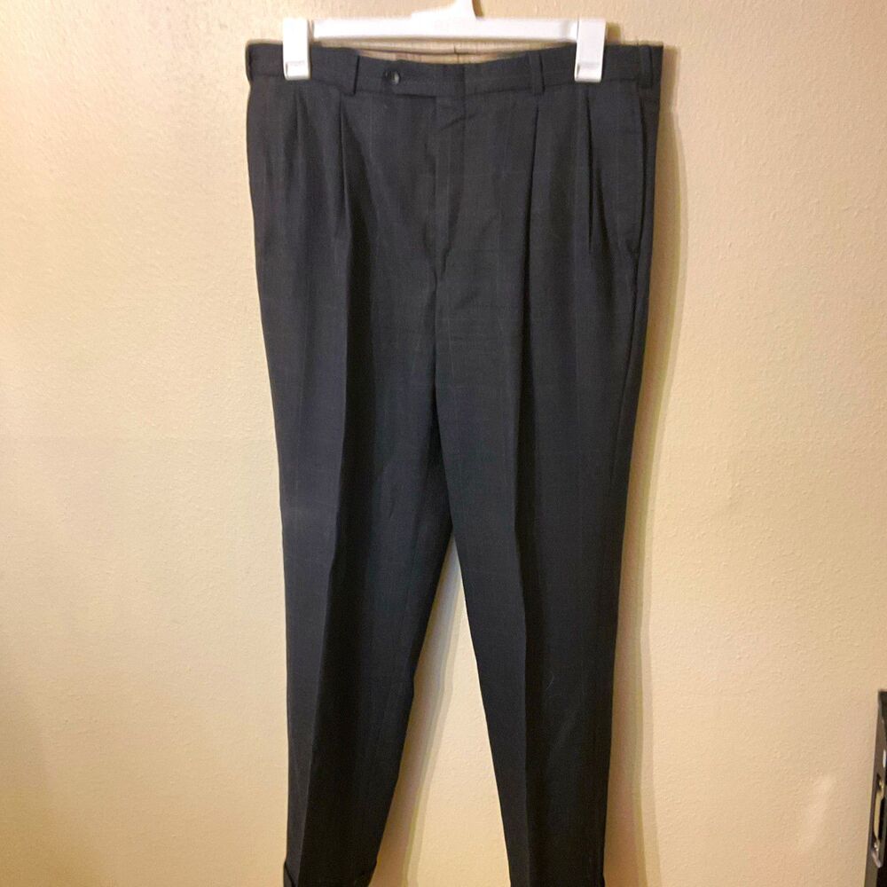 Berle Mens Dress Pants 34 Gray Plaid Pleated Cuffed Trousers Classic Wool